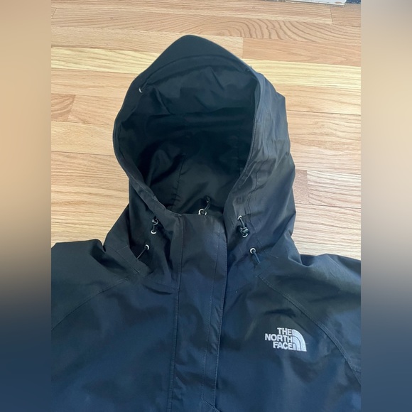 North Face Jacket - Picture 4 of 6